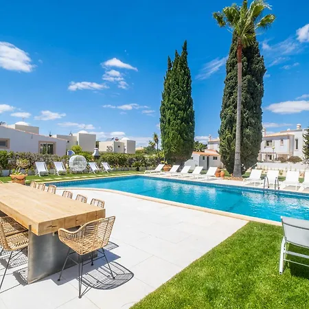 Valbom Luxury Village *