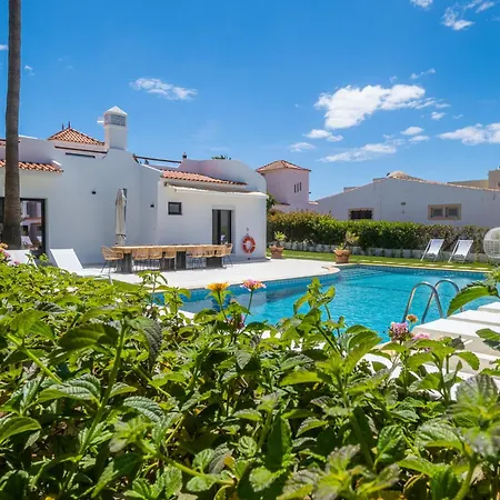 Valbom Luxury Village *